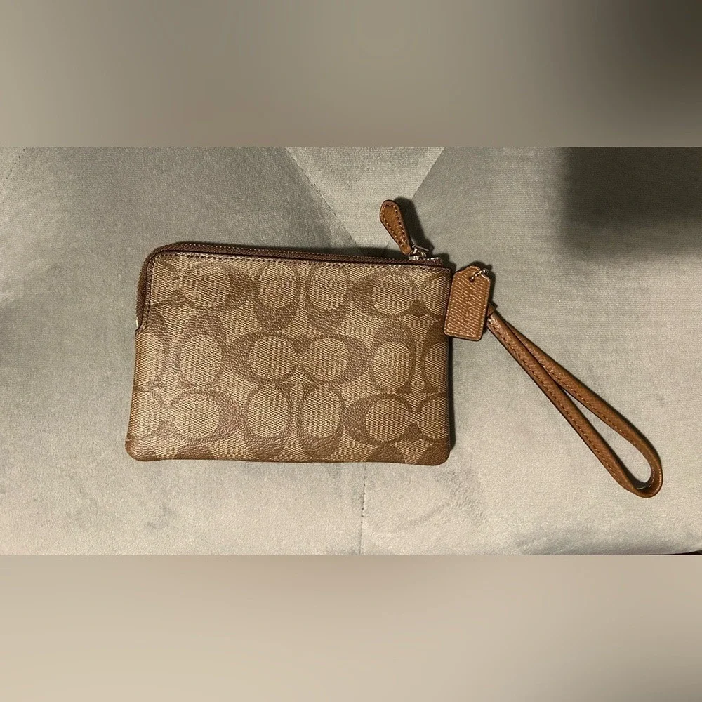Coach Brown‎ Wristlet-NWT